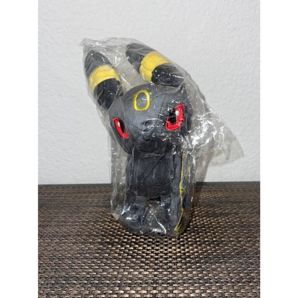 Umbreon Plush Pokemon 8 inch Plush Eevee USA *IN HAND*  NEW NWT Christmas Gift - Picture 1 of 5